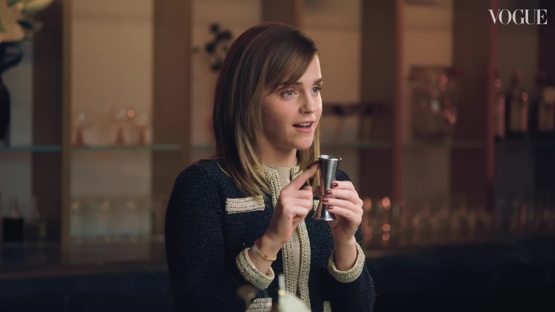 EmmaWatsonFan-dot-nl-2023VougeUK-MakingCocktails0066.jpg EmmaWatsonFan-dot-nl-2023VougeUK-MakingCocktails0066.jpg