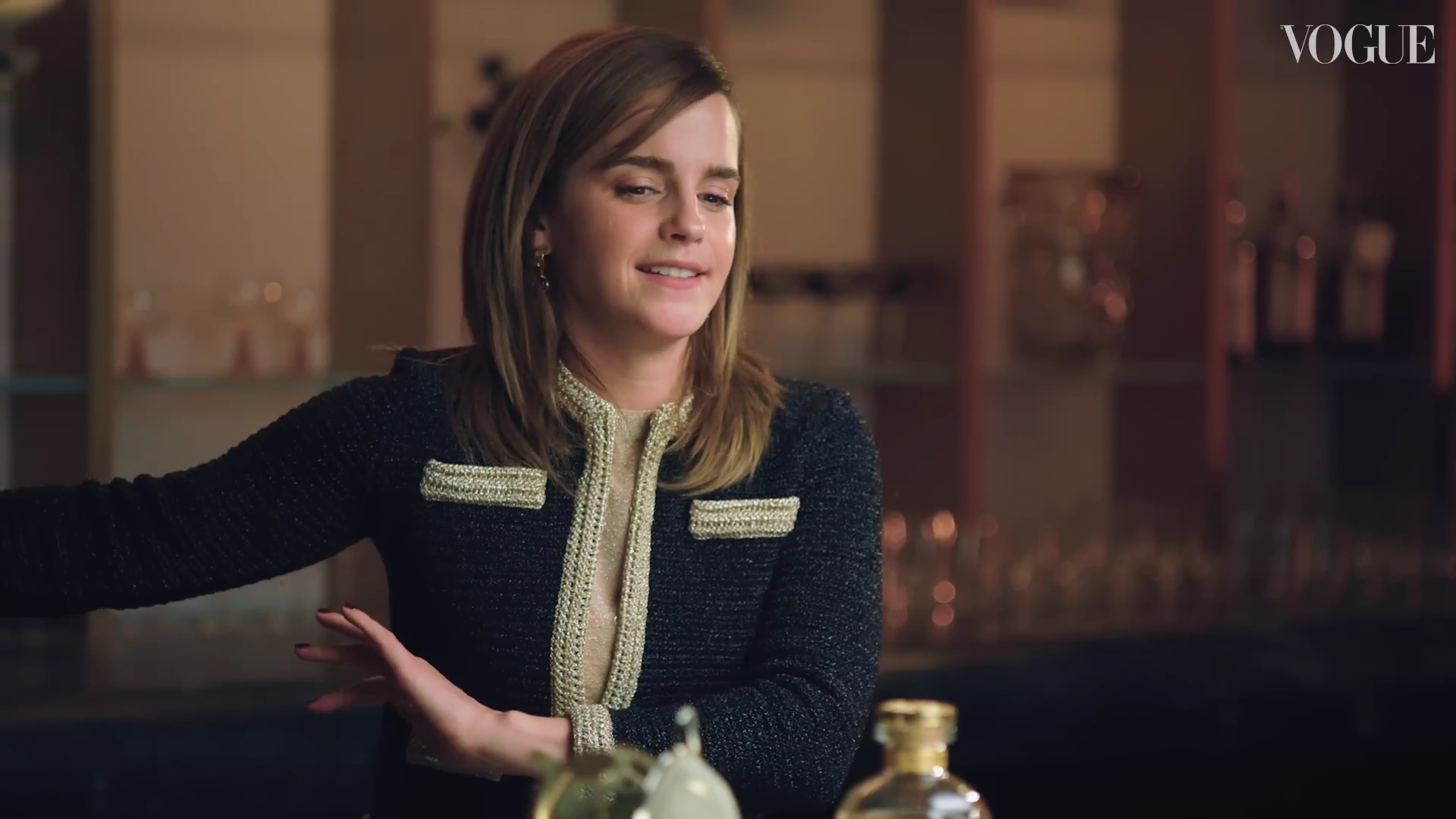 EmmaWatsonFan-dot-nl-2023VougeUK-MakingCocktails0210.jpg EmmaWatsonFan-dot-nl-2023VougeUK-MakingCocktails0210.jpg