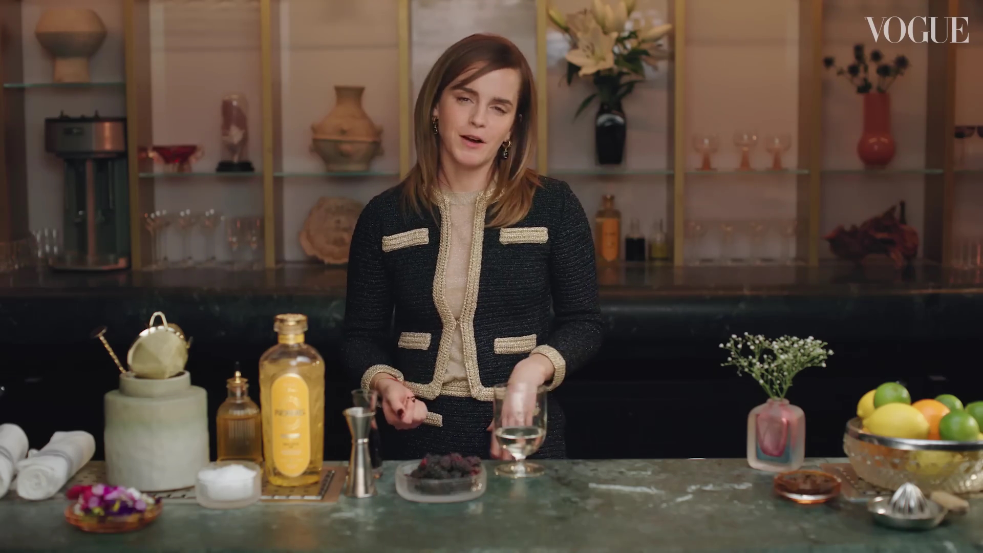 EmmaWatsonFan-dot-nl-2023VougeUK-MakingCocktails0212.jpg EmmaWatsonFan-dot-nl-2023VougeUK-MakingCocktails0212.jpg