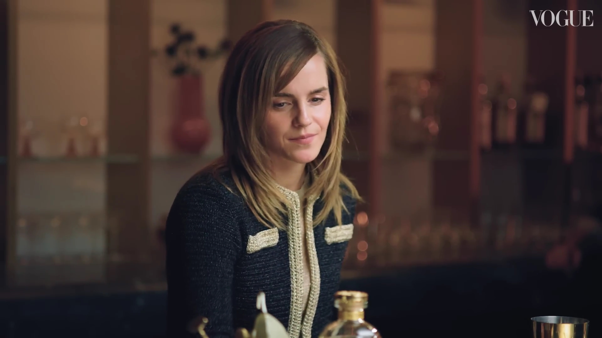 EmmaWatsonFan-dot-nl-2023VougeUK-MakingCocktails0306.jpg EmmaWatsonFan-dot-nl-2023VougeUK-MakingCocktails0306.jpg