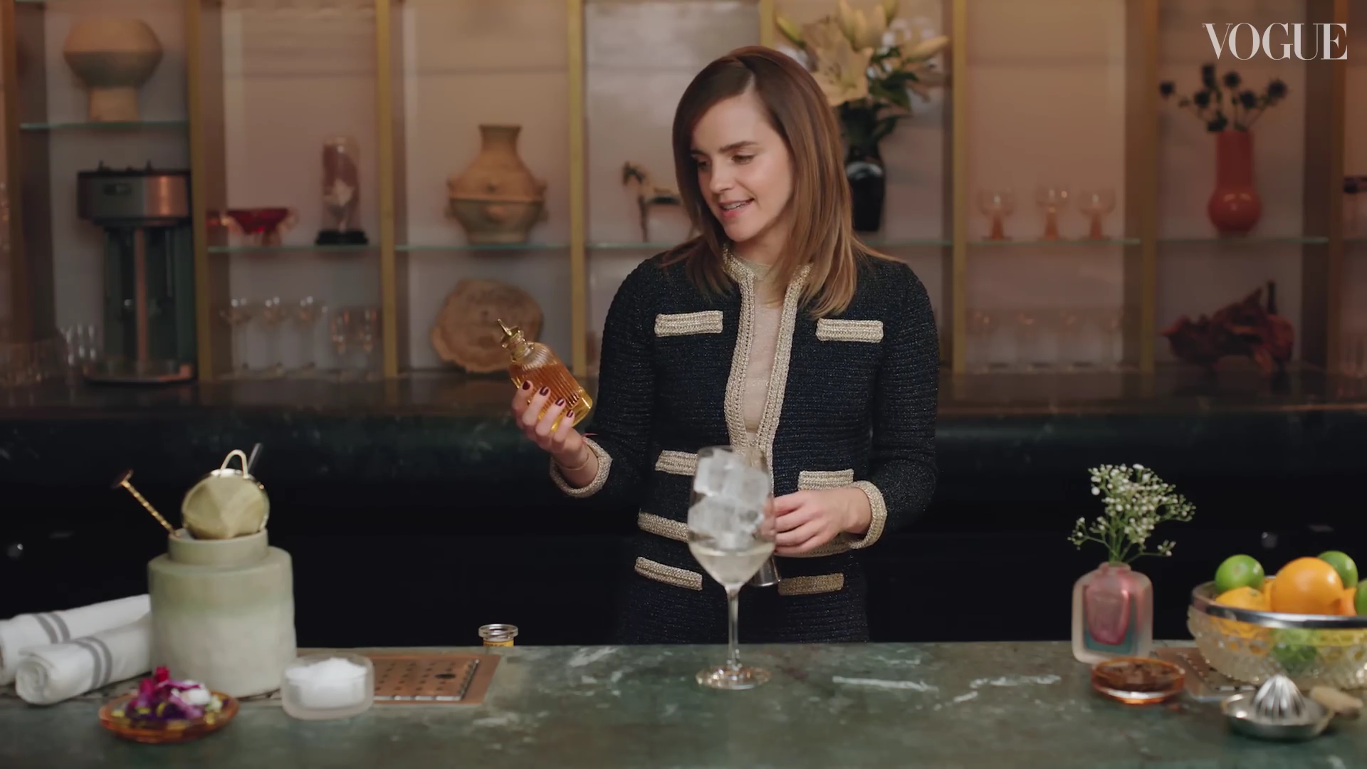 EmmaWatsonFan-dot-nl-2023VougeUK-MakingCocktails0561.jpg