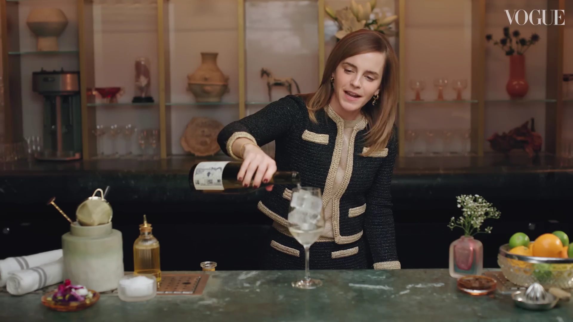 EmmaWatsonFan-dot-nl-2023VougeUK-MakingCocktails0566.jpg