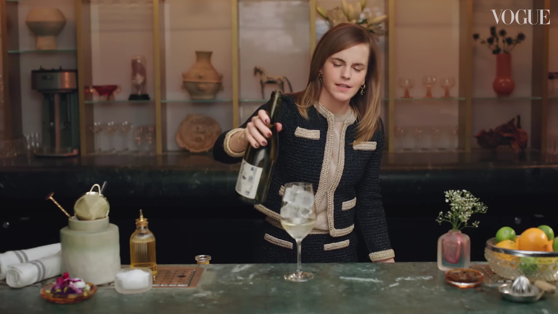 EmmaWatsonFan-dot-nl-2023VougeUK-MakingCocktails0567.jpg