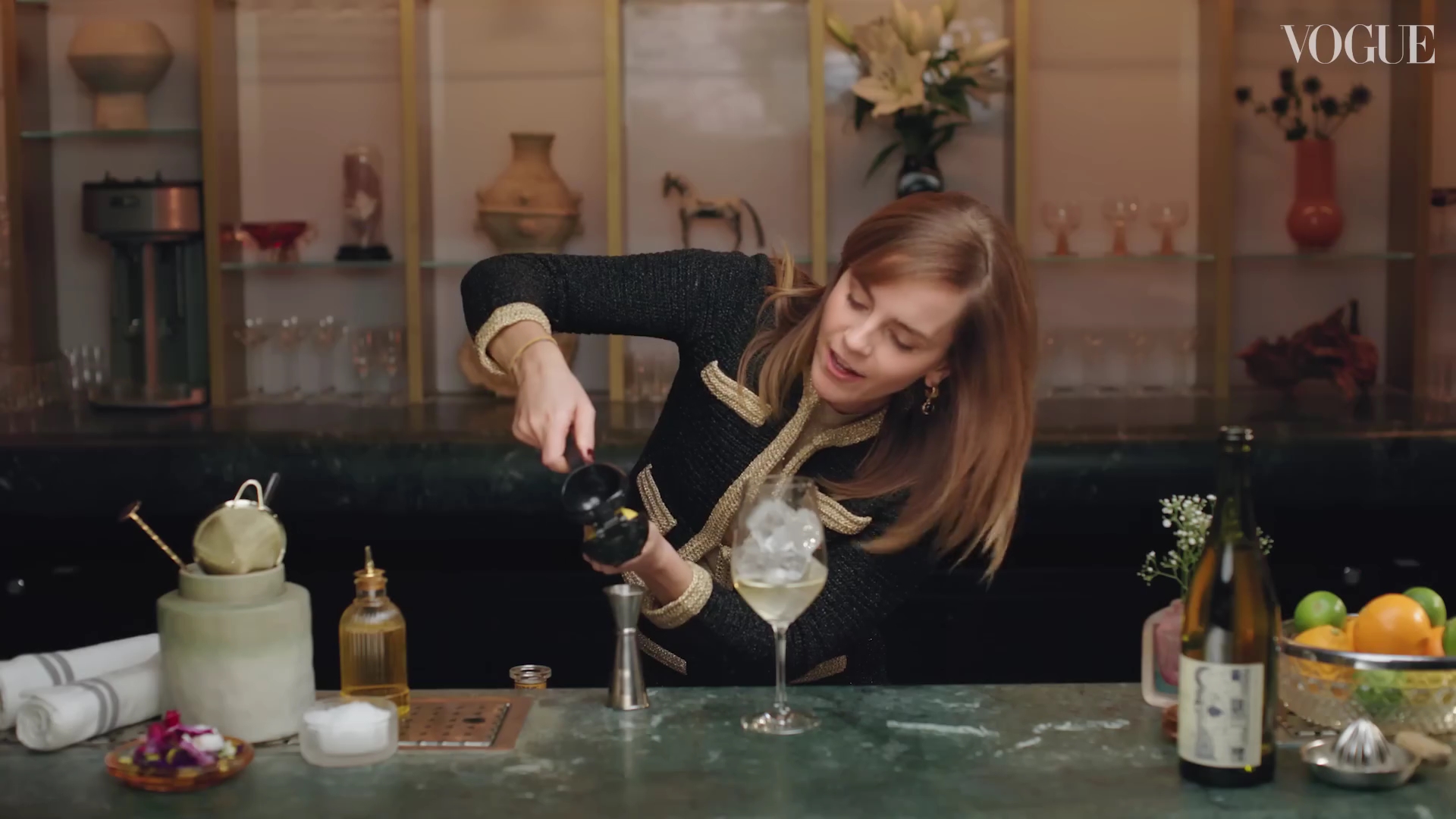 EmmaWatsonFan-dot-nl-2023VougeUK-MakingCocktails0570.jpg