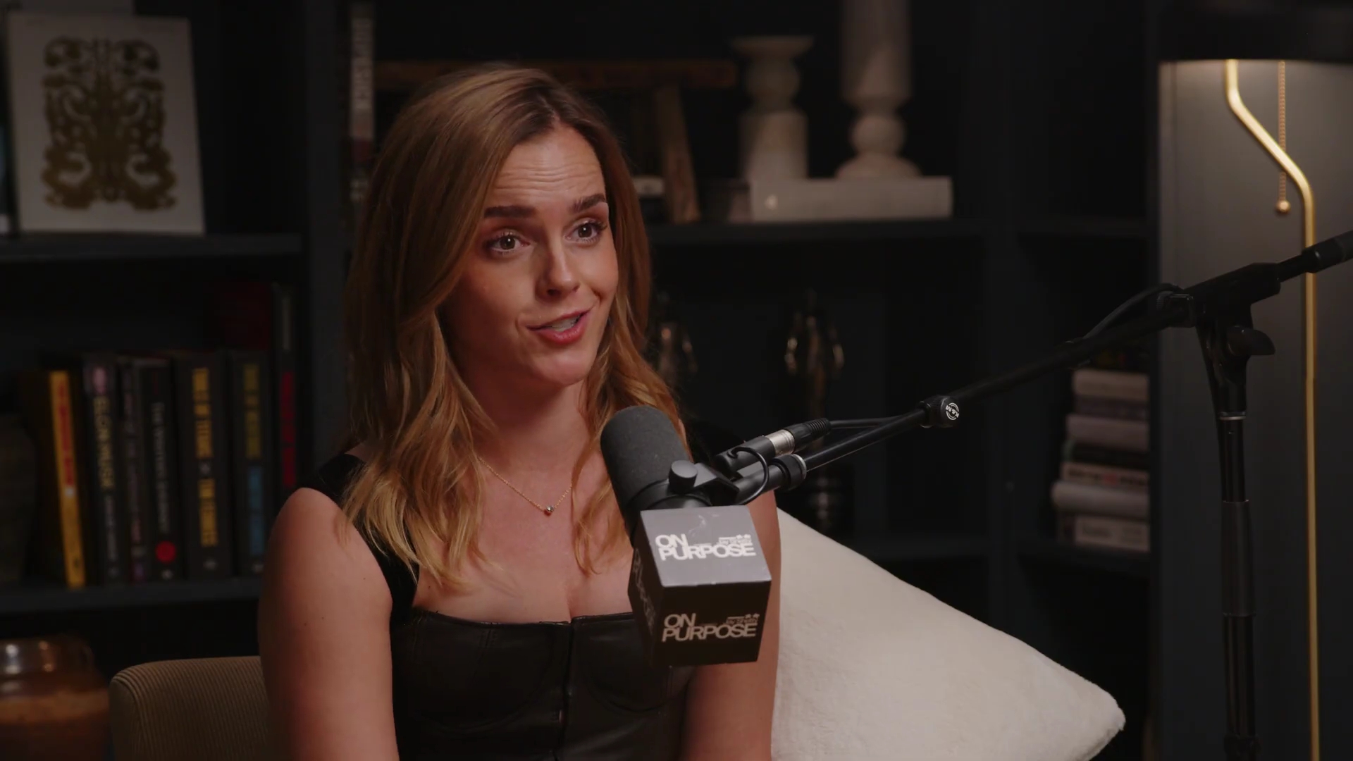 EmmaWatsonFan-dot-nl_2025OnPurposeWithJayShetty2845.jpg