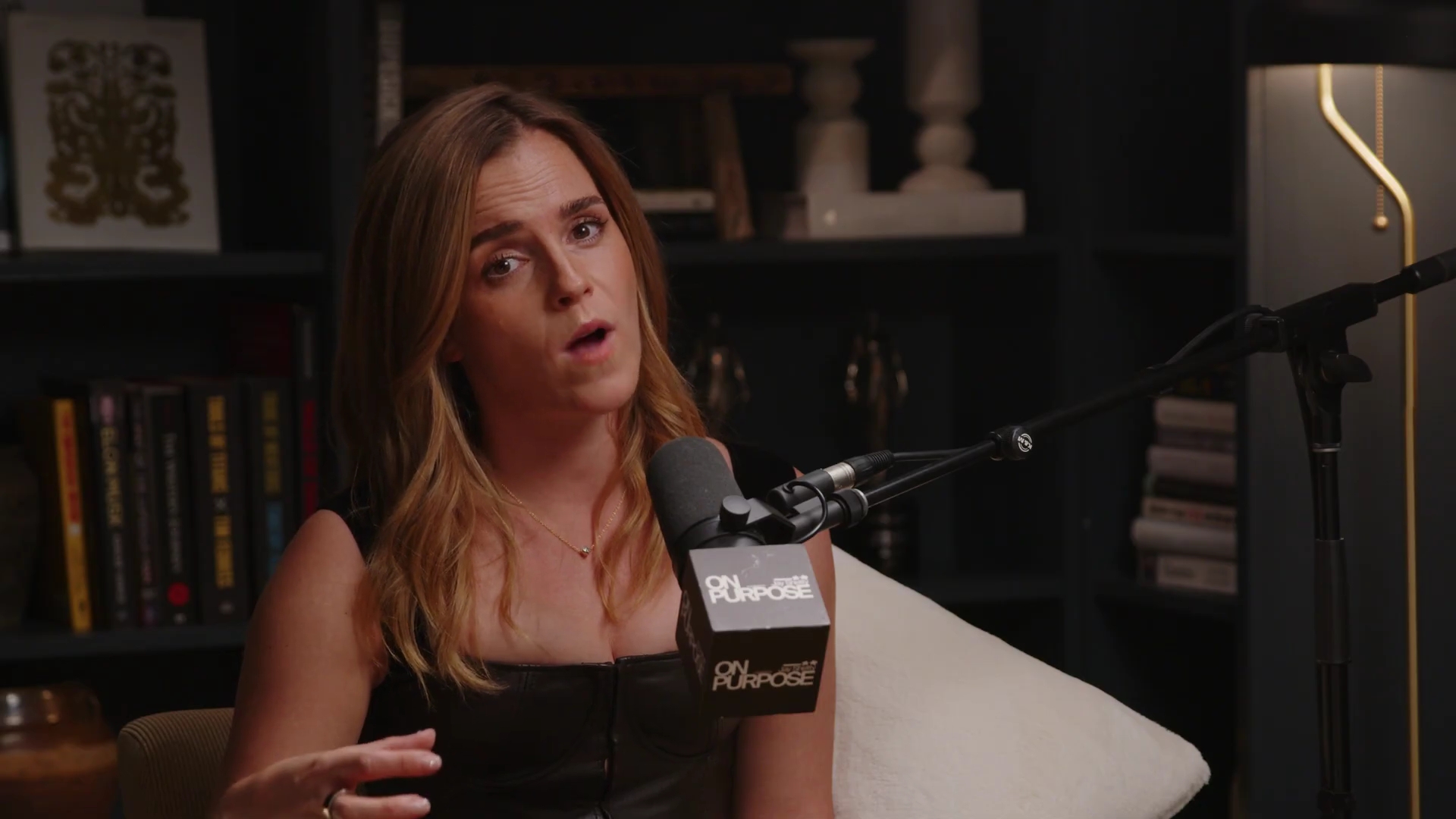 EmmaWatsonFan-dot-nl_2025OnPurposeWithJayShetty3251.jpg