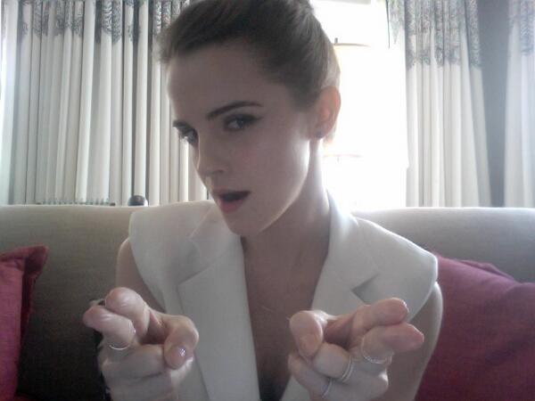 21 maart: Fire away!! http://www.NoahMovie.com/AskEmma  
