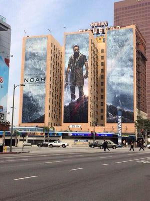09 maart: Los Angeles ! This gives me chills!! #Noah #itsfinallyhappening! 

