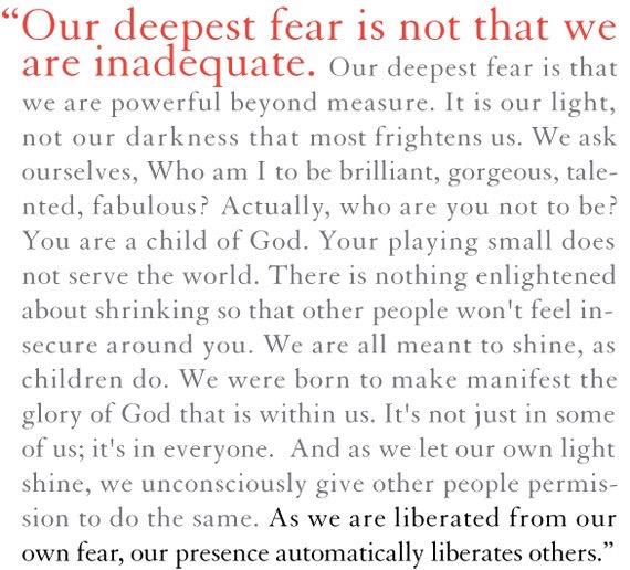 09 maart: I meant to tweet this to you yesterday. I hope everyone had a GREAT International Women's Day. I did because of you.x 
