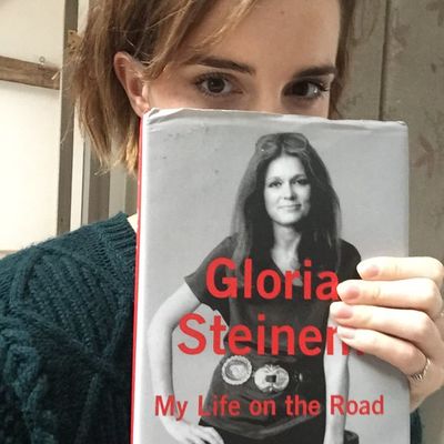 11 januari: Who has their book? #OurSharedShelf @GloriaSteinem #mylifeontheroad #bookclub 
