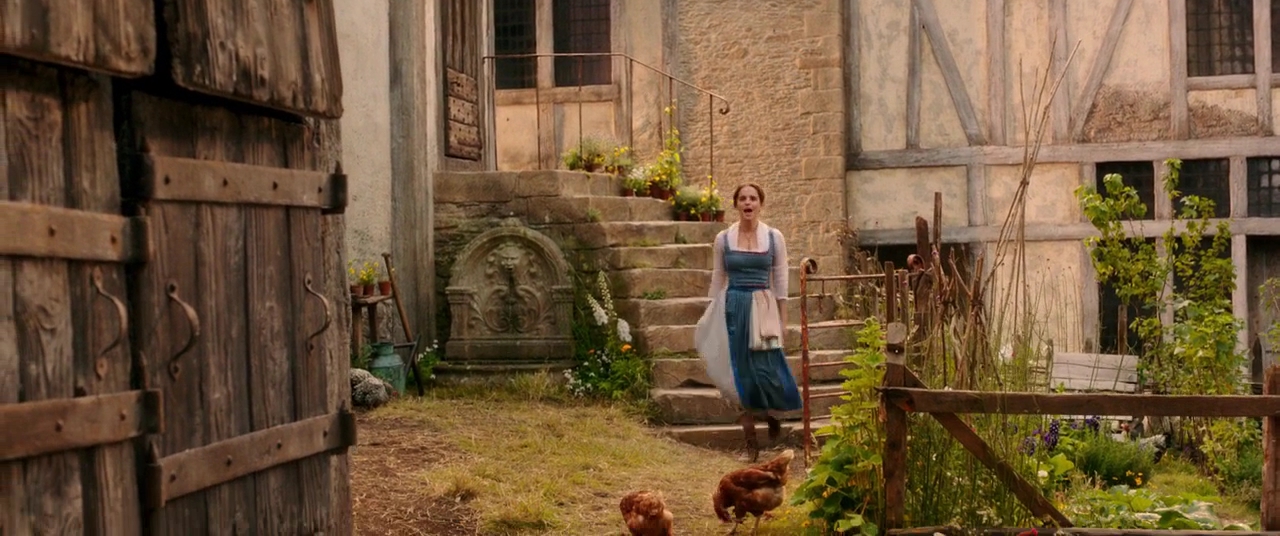 EmmaWatsonFan-dot-NL_BeautyAndtheBeast0032.jpg