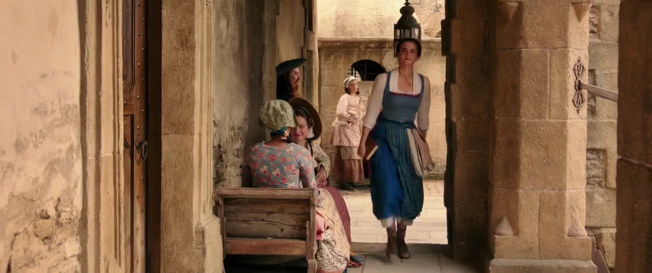 EmmaWatsonFan-dot-NL_BeautyAndtheBeast0190.jpg EmmaWatsonFan-dot-NL_BeautyAndtheBeast0190.jpg