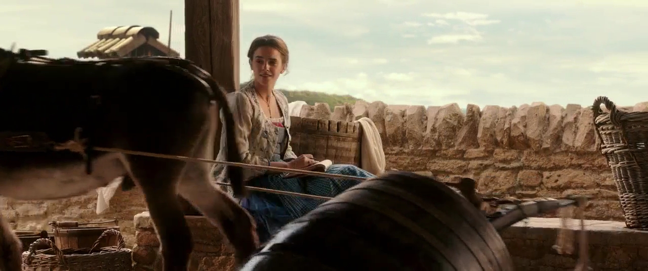 EmmaWatsonFan-dot-NL_BeautyAndtheBeast0631.jpg EmmaWatsonFan-dot-NL_BeautyAndtheBeast0631.jpg