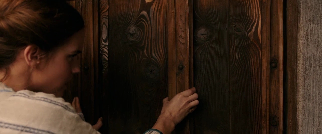 EmmaWatsonFan-dot-NL_BeautyAndtheBeast0769.jpg EmmaWatsonFan-dot-NL_BeautyAndtheBeast0769.jpg