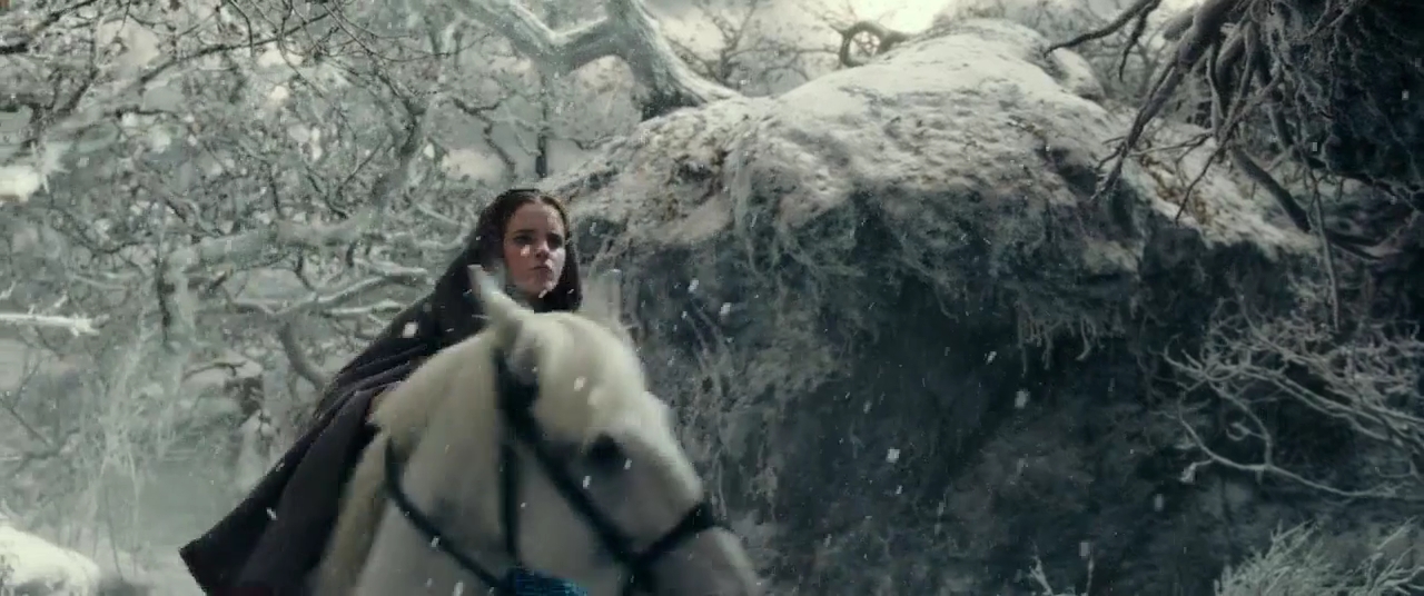 EmmaWatsonFan-dot-NL_BeautyAndtheBeast1302.jpg EmmaWatsonFan-dot-NL_BeautyAndtheBeast1302.jpg