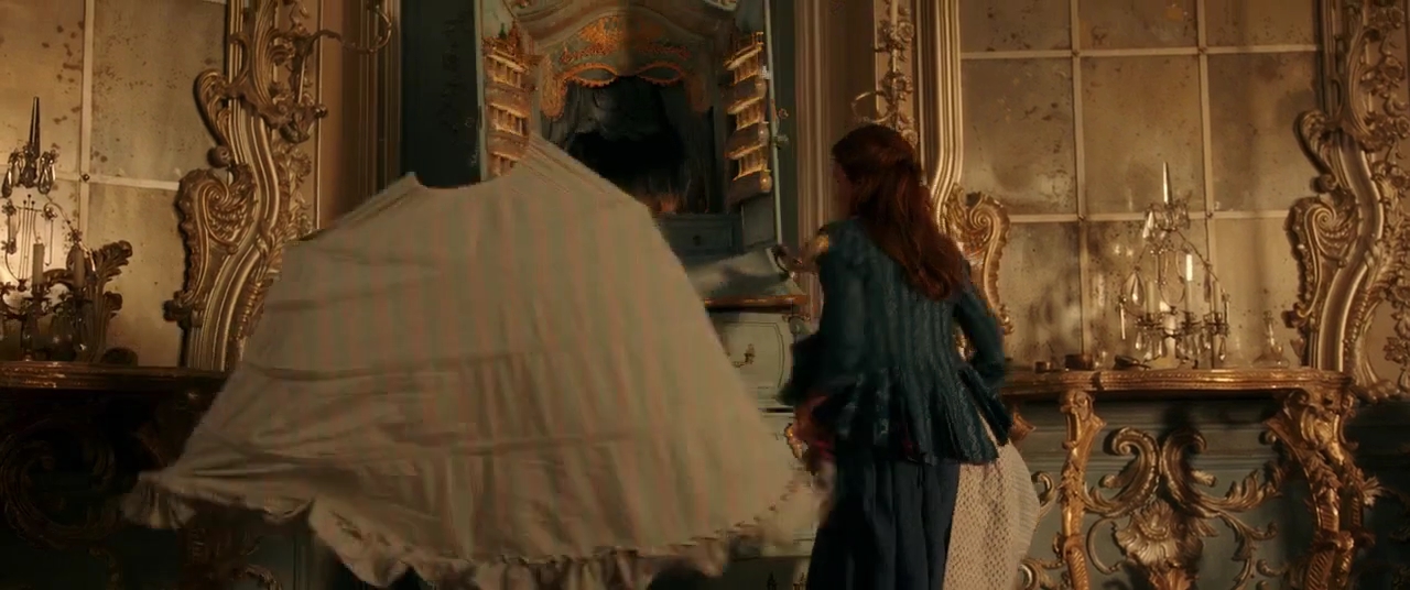 EmmaWatsonFan-dot-NL_BeautyAndtheBeast1790.jpg EmmaWatsonFan-dot-NL_BeautyAndtheBeast1790.jpg