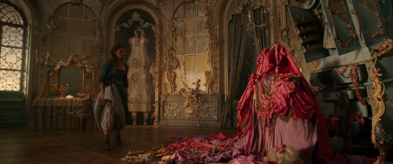 EmmaWatsonFan-dot-NL_BeautyAndtheBeast1824.jpg EmmaWatsonFan-dot-NL_BeautyAndtheBeast1824.jpg