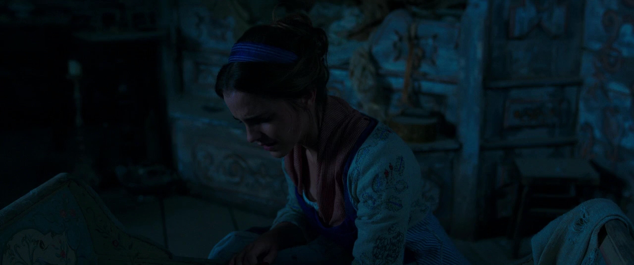 EmmaWatsonFan-dot-NL_BeautyAndtheBeast4365.jpg EmmaWatsonFan-dot-NL_BeautyAndtheBeast4365.jpg