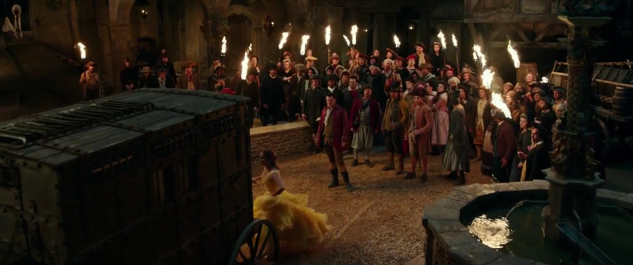 EmmaWatsonFan-dot-NL_BeautyAndtheBeast5258.jpg EmmaWatsonFan-dot-NL_BeautyAndtheBeast5258.jpg