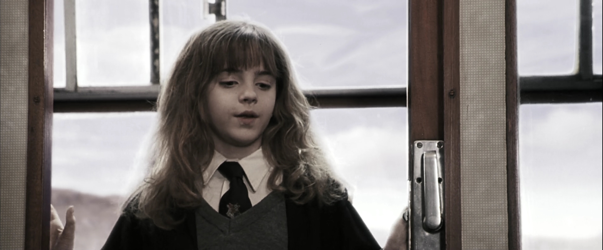 EmmaWatsonFan-dot-nl_HarryPotterandthePhilosophersStone0063.jpg