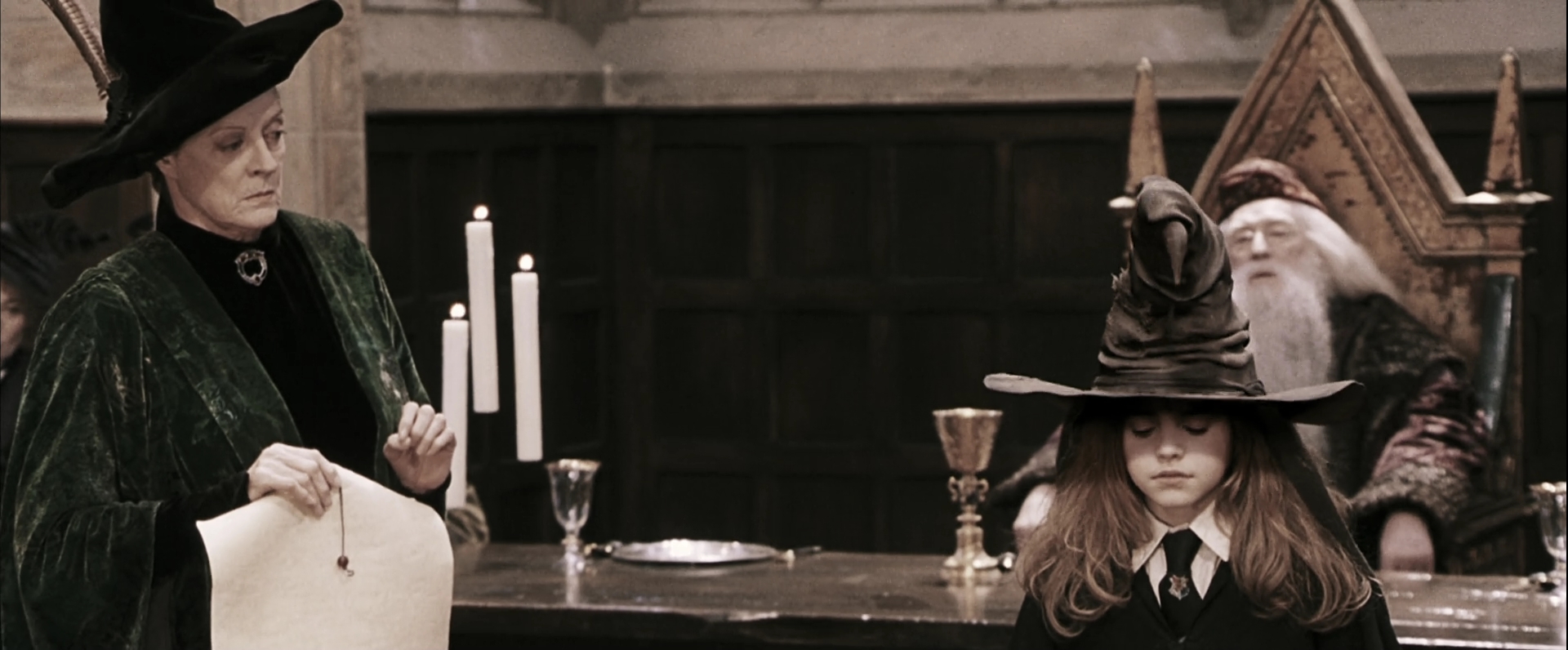 EmmaWatsonFan-dot-nl_HarryPotterandthePhilosophersStone0460.jpg EmmaWatsonFan-dot-nl_HarryPotterandthePhilosophersStone0460.jpg