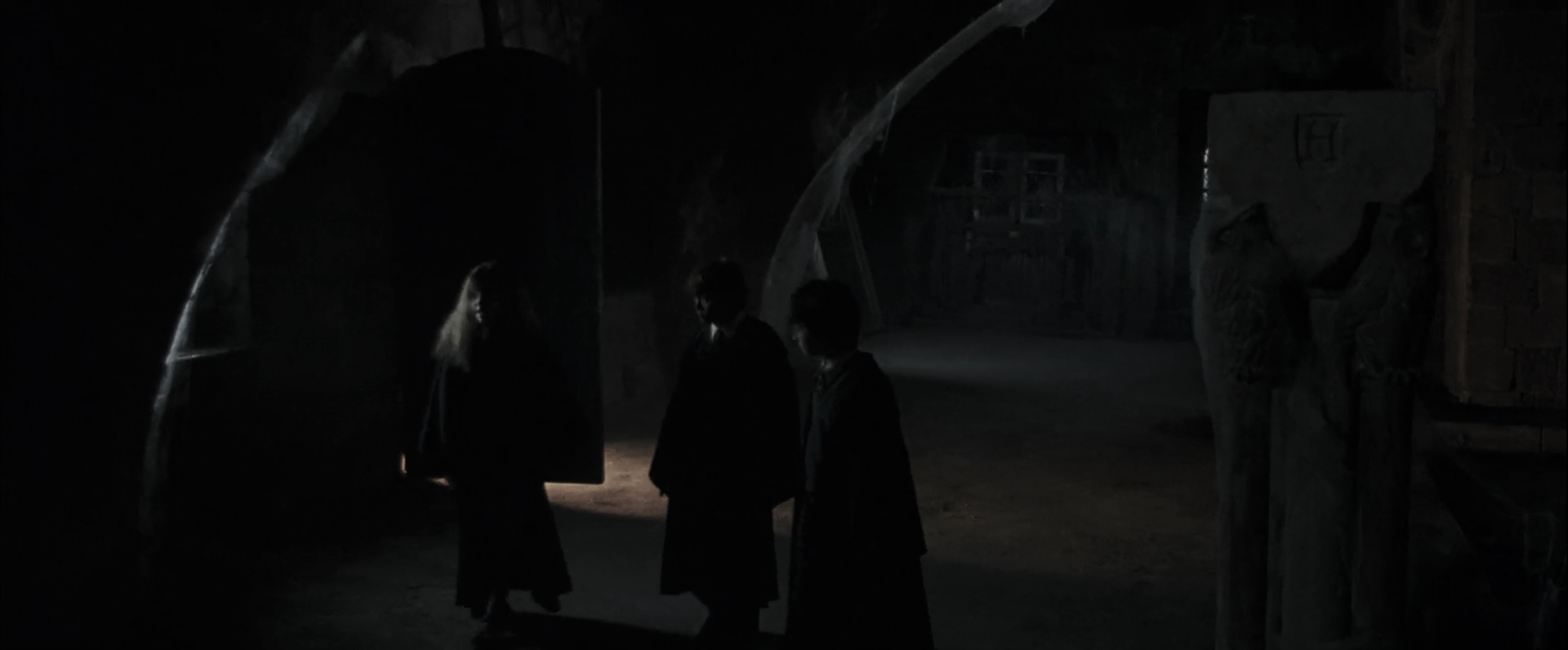 EmmaWatsonFan-dot-nl_HarryPotterandthePhilosophersStone1601.jpg EmmaWatsonFan-dot-nl_HarryPotterandthePhilosophersStone1601.jpg