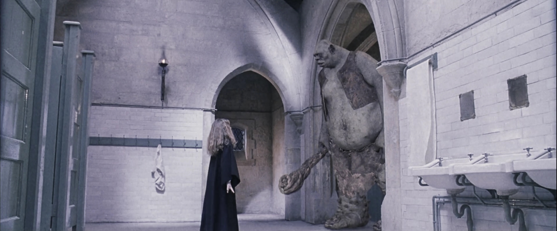 EmmaWatsonFan-dot-nl_HarryPotterandthePhilosophersStone2098.jpg