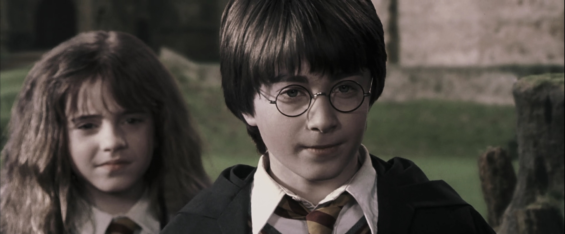 EmmaWatsonFan-dot-nl_HarryPotterandthePhilosophersStone4666.jpg EmmaWatsonFan-dot-nl_HarryPotterandthePhilosophersStone4666.jpg