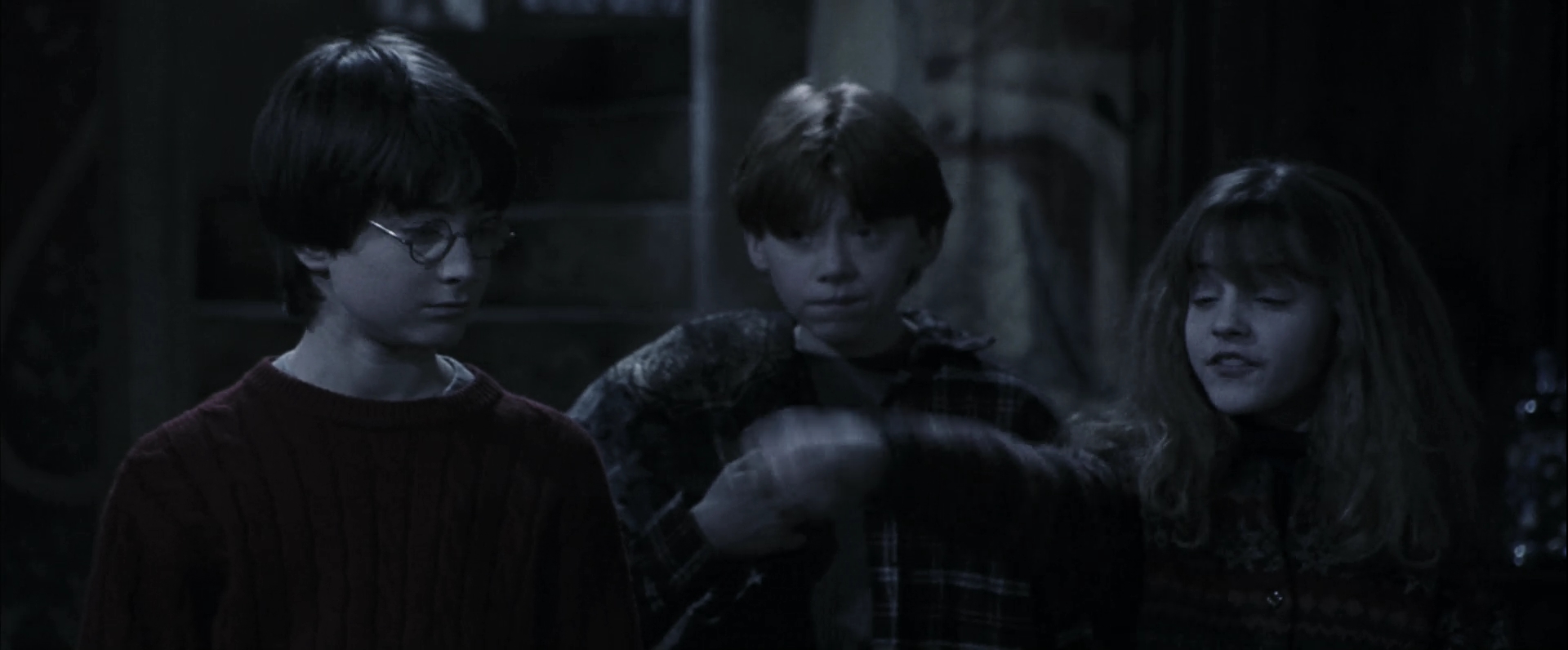 EmmaWatsonFan-dot-nl_HarryPotterandthePhilosophersStone4820.jpg EmmaWatsonFan-dot-nl_HarryPotterandthePhilosophersStone4820.jpg