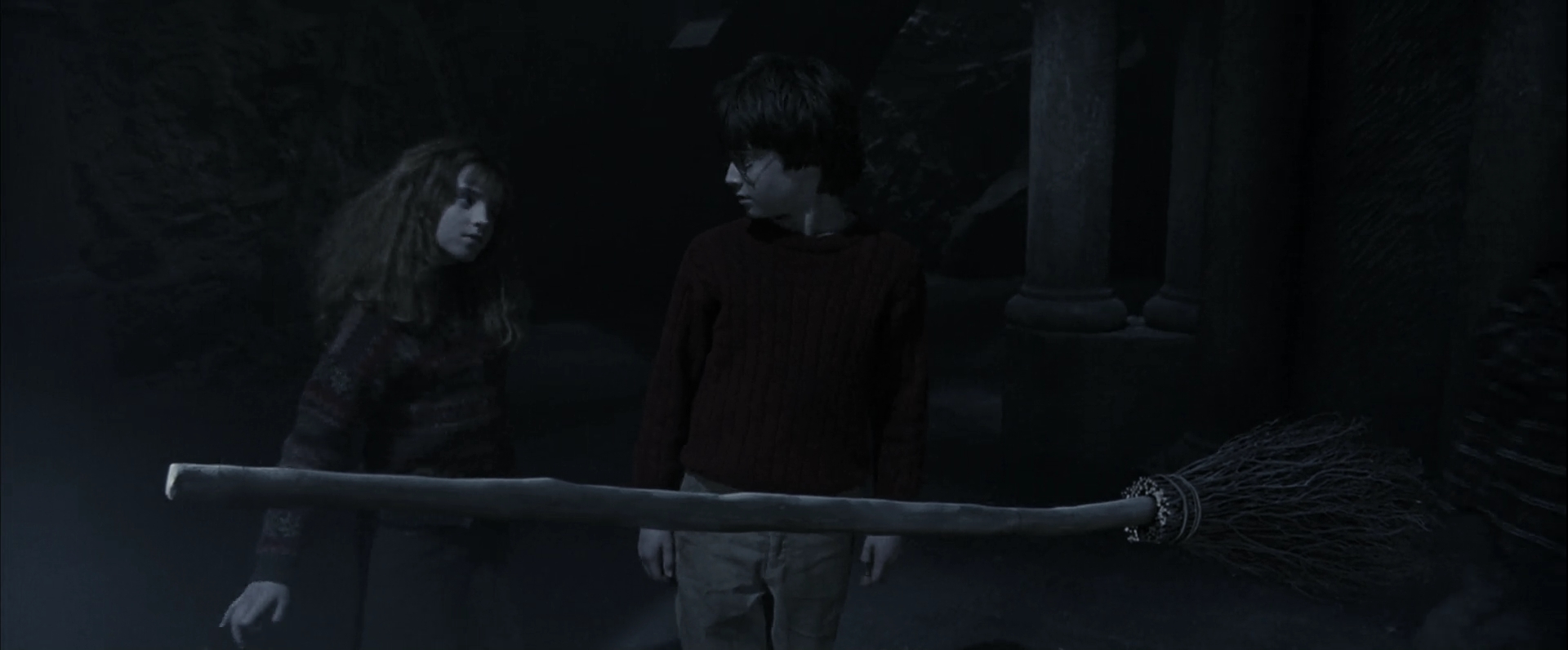 EmmaWatsonFan-dot-nl_HarryPotterandthePhilosophersStone5096.jpg