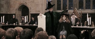 EmmaWatsonFan-dot-nl_HarryPotterandthePhilosophersStone0452.jpg