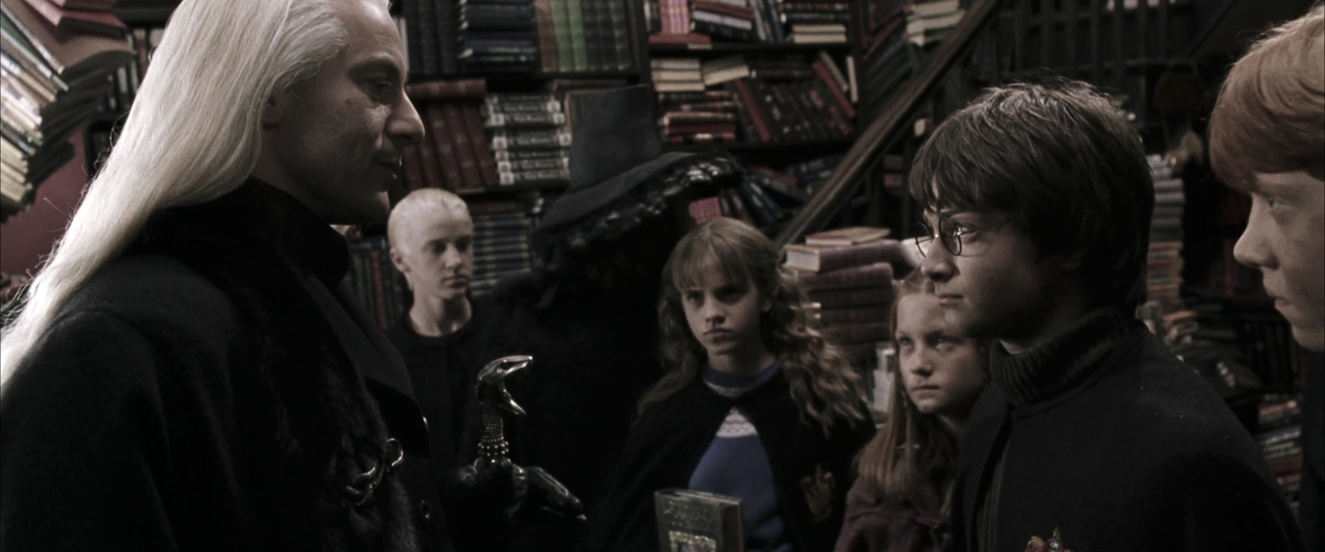 EmmaWatsonFan-dot-nl_HarryPotterandtheChamberOfSecrets0189.jpg