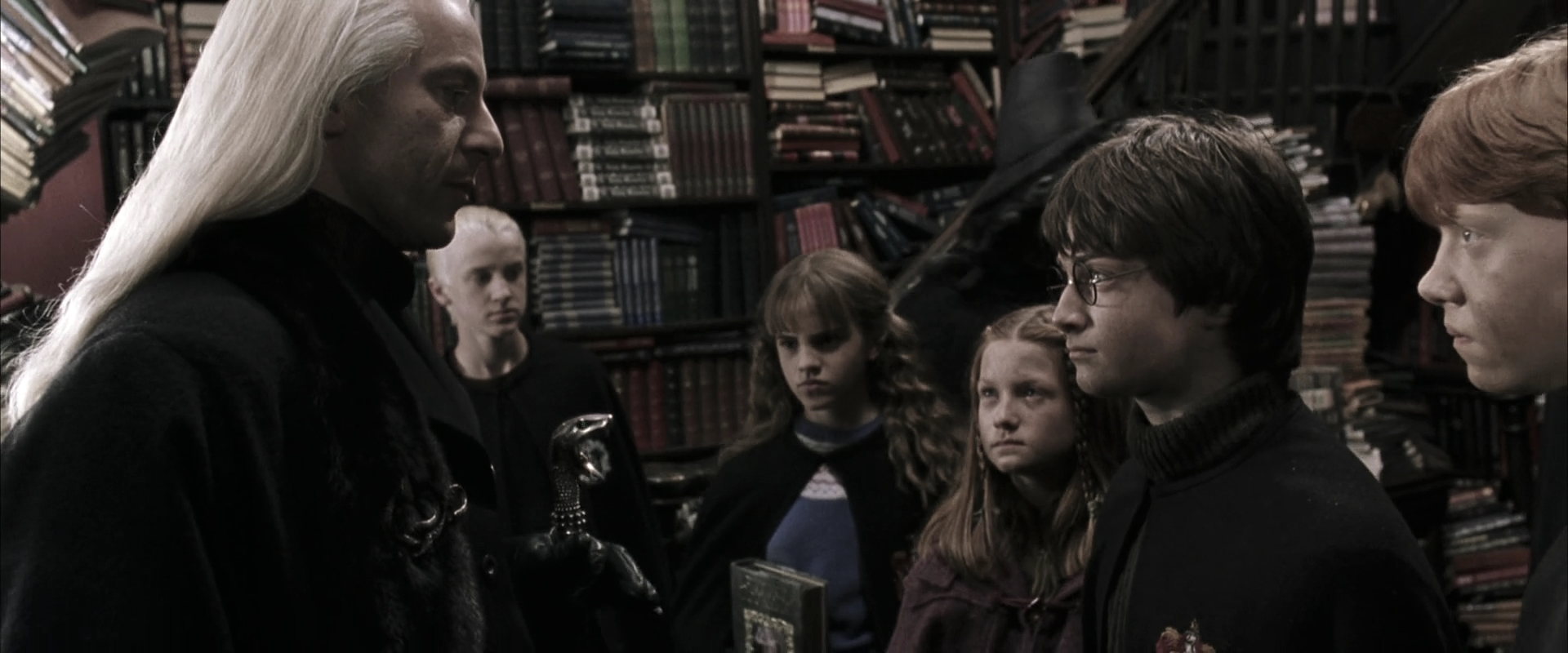EmmaWatsonFan-dot-nl_HarryPotterandtheChamberOfSecrets0190.jpg