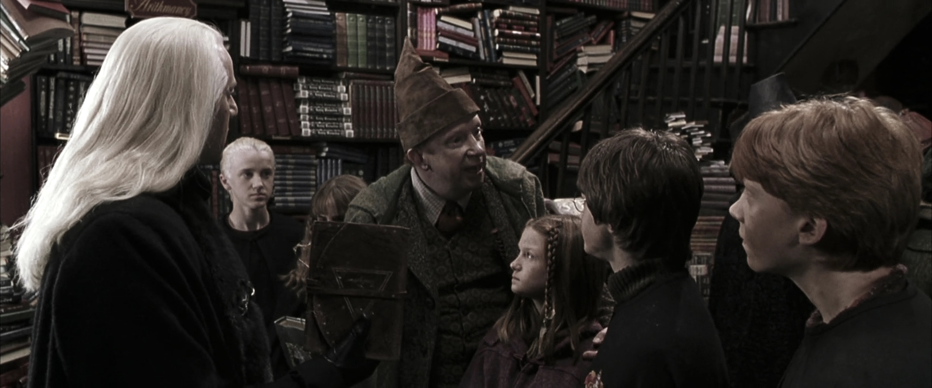 EmmaWatsonFan-dot-nl_HarryPotterandtheChamberOfSecrets0235.jpg