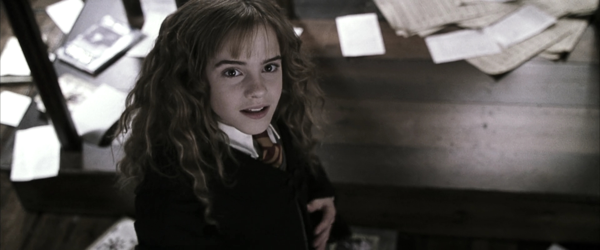 EmmaWatsonFan-dot-nl_HarryPotterandtheChamberOfSecrets1202.jpg EmmaWatsonFan-dot-nl_HarryPotterandtheChamberOfSecrets1202.jpg