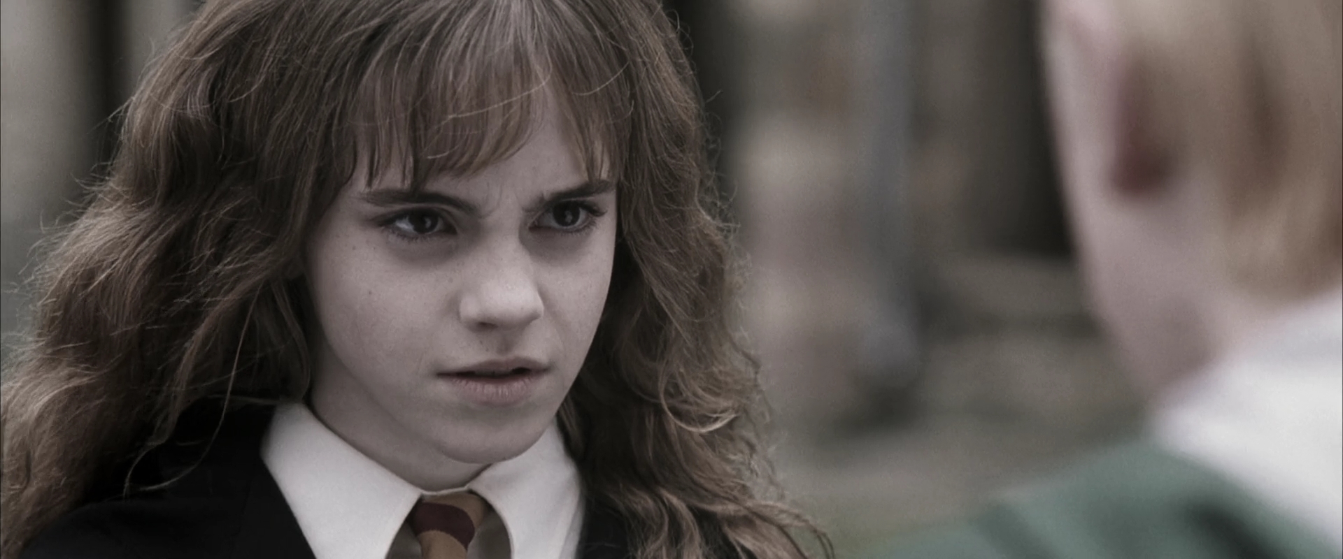 EmmaWatsonFan-dot-nl_HarryPotterandtheChamberOfSecrets1279.jpg
