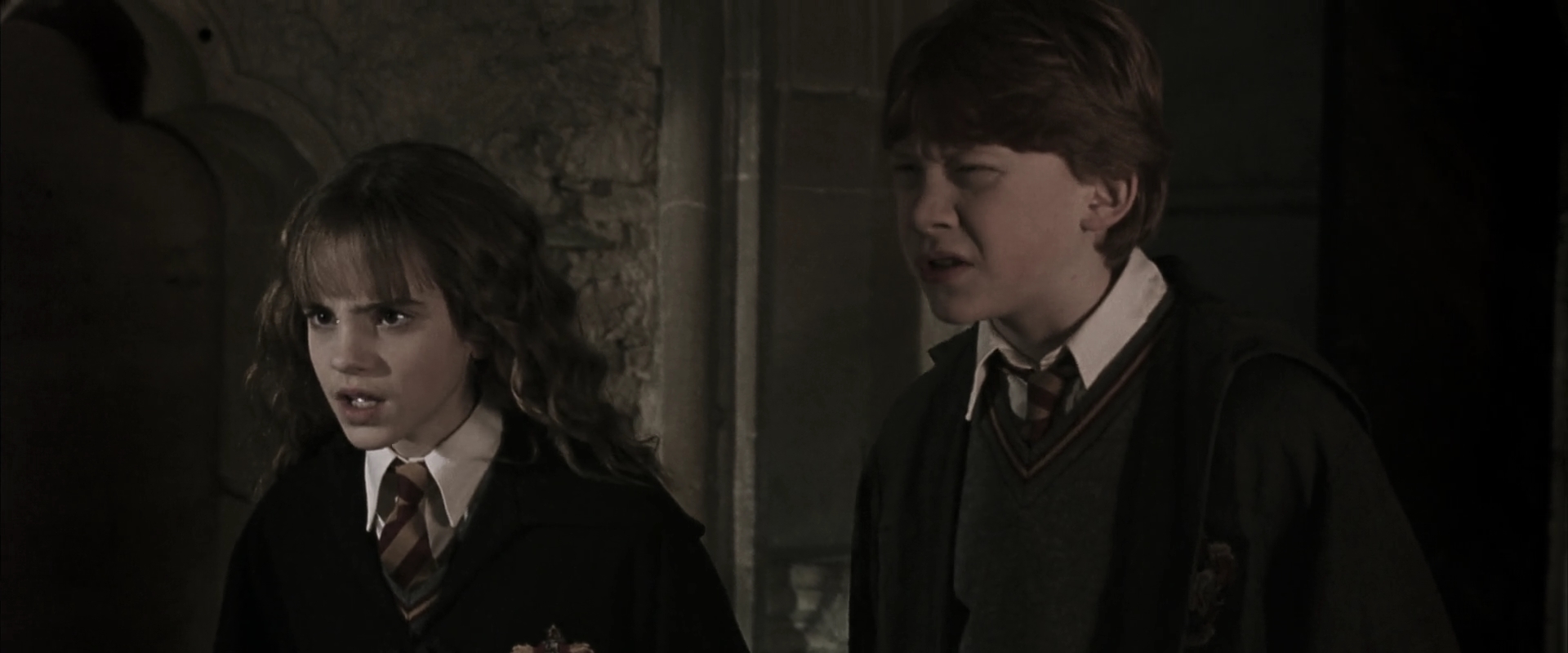 EmmaWatsonFan-dot-nl_HarryPotterandtheChamberOfSecrets1512.jpg EmmaWatsonFan-dot-nl_HarryPotterandtheChamberOfSecrets1512.jpg