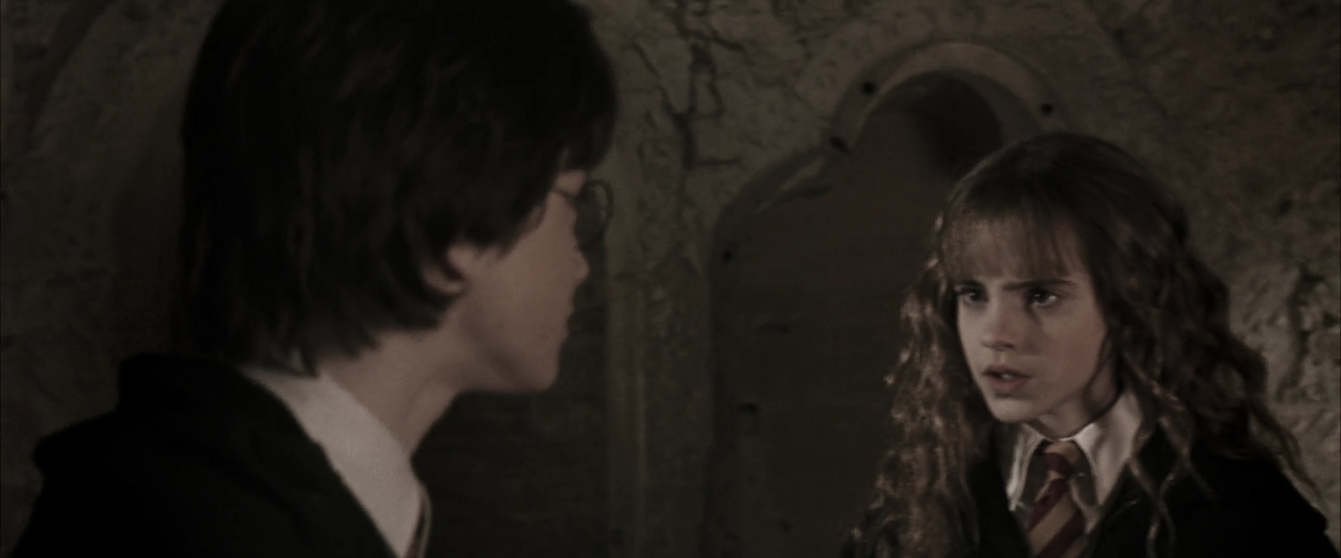 EmmaWatsonFan-dot-nl_HarryPotterandtheChamberOfSecrets1520.jpg EmmaWatsonFan-dot-nl_HarryPotterandtheChamberOfSecrets1520.jpg