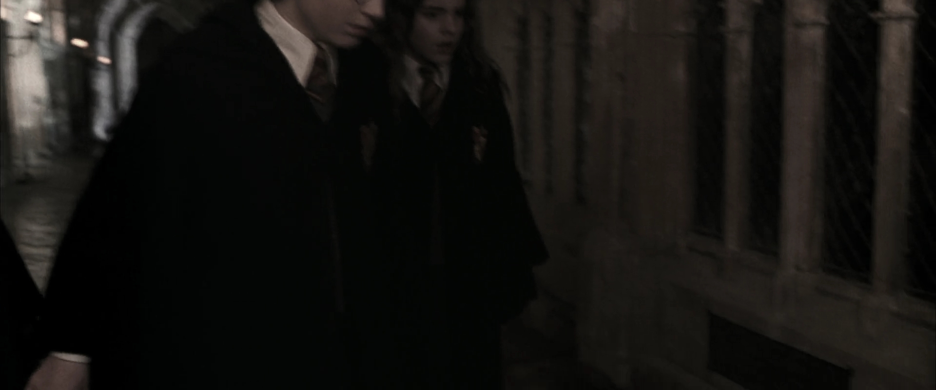 EmmaWatsonFan-dot-nl_HarryPotterandtheChamberOfSecrets1546.jpg EmmaWatsonFan-dot-nl_HarryPotterandtheChamberOfSecrets1546.jpg