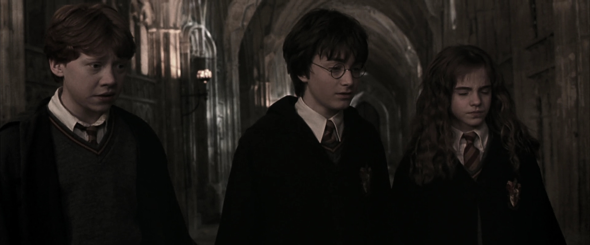 EmmaWatsonFan-dot-nl_HarryPotterandtheChamberOfSecrets1561.jpg EmmaWatsonFan-dot-nl_HarryPotterandtheChamberOfSecrets1561.jpg