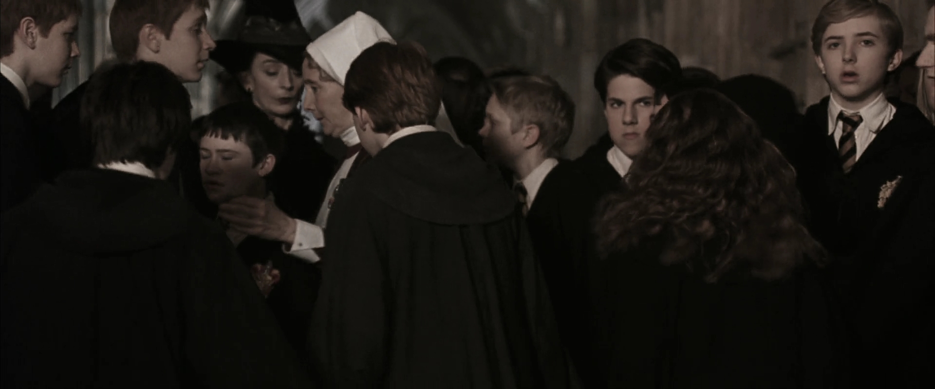 EmmaWatsonFan-dot-nl_HarryPotterandtheChamberOfSecrets1654.jpg EmmaWatsonFan-dot-nl_HarryPotterandtheChamberOfSecrets1654.jpg