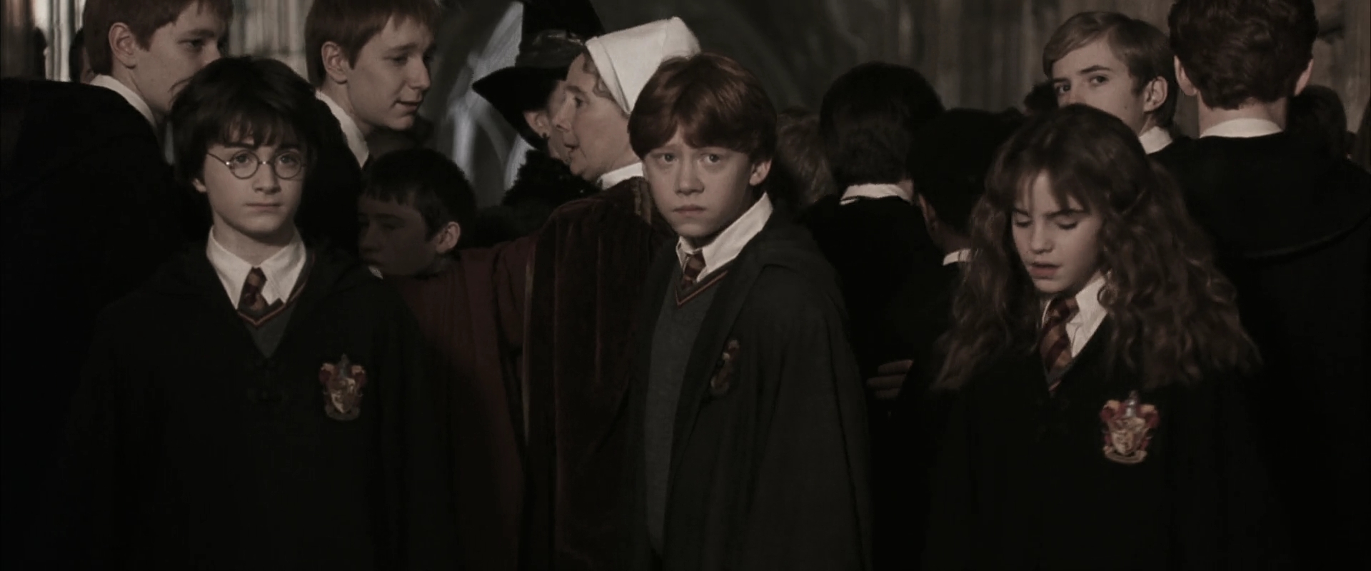 EmmaWatsonFan-dot-nl_HarryPotterandtheChamberOfSecrets1658.jpg EmmaWatsonFan-dot-nl_HarryPotterandtheChamberOfSecrets1658.jpg