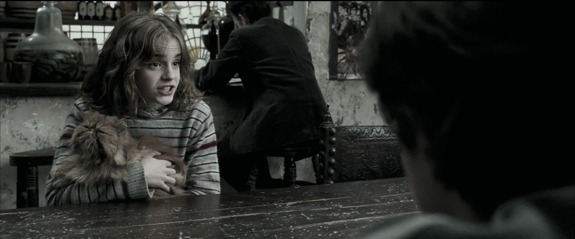 EmmaWatsonFan_dot_nl-HarryPotterAndThePrisonerOfAzkaban0092.jpg