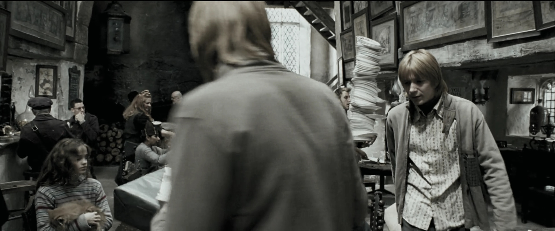 EmmaWatsonFan_dot_nl-HarryPotterAndThePrisonerOfAzkaban0101.jpg