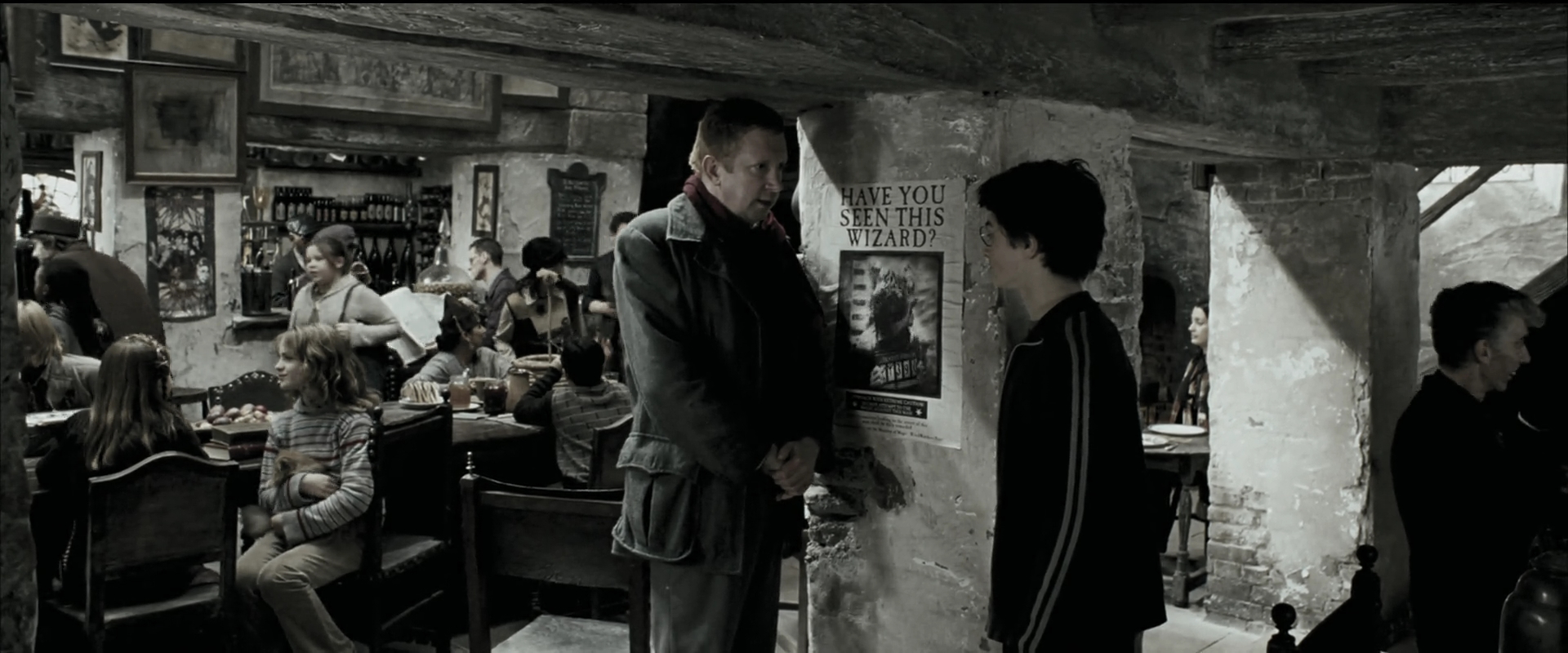 EmmaWatsonFan_dot_nl-HarryPotterAndThePrisonerOfAzkaban0162.jpg EmmaWatsonFan_dot_nl-HarryPotterAndThePrisonerOfAzkaban0162.jpg