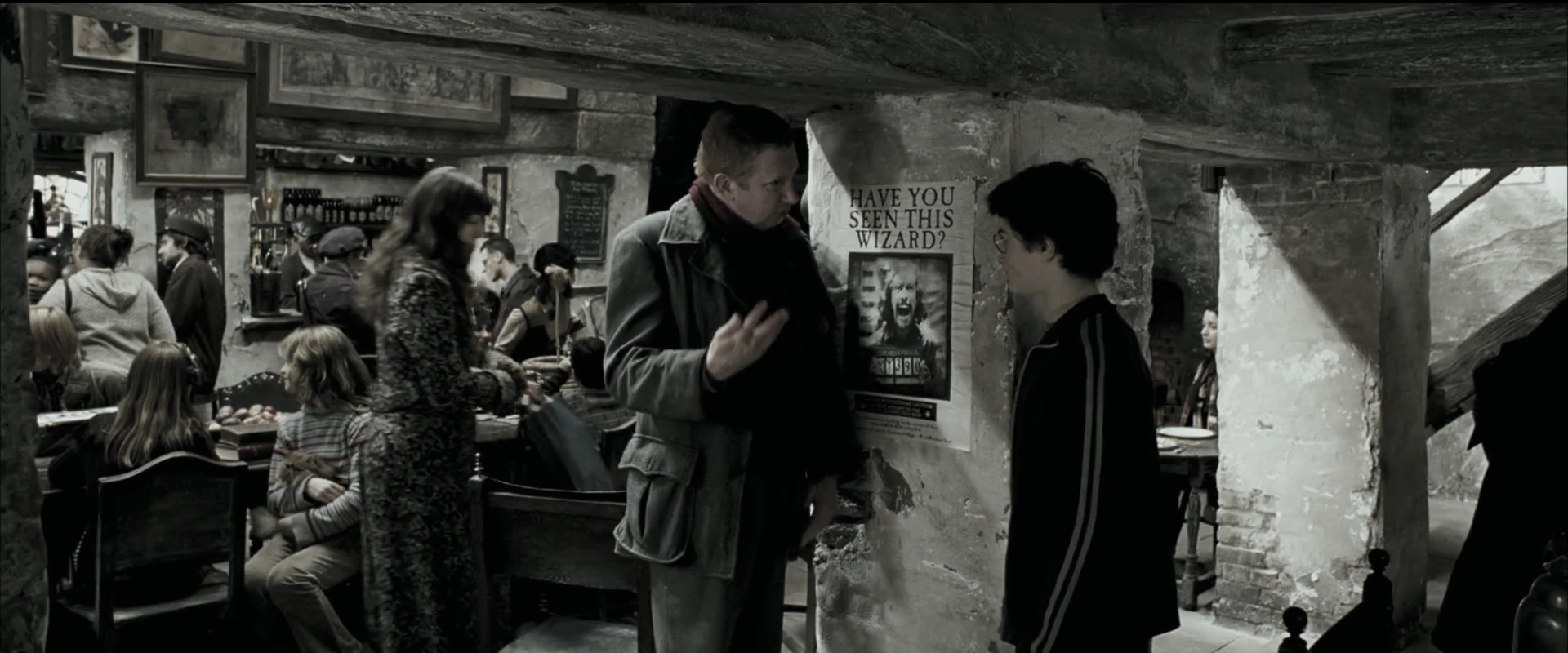 EmmaWatsonFan_dot_nl-HarryPotterAndThePrisonerOfAzkaban0164.jpg EmmaWatsonFan_dot_nl-HarryPotterAndThePrisonerOfAzkaban0164.jpg