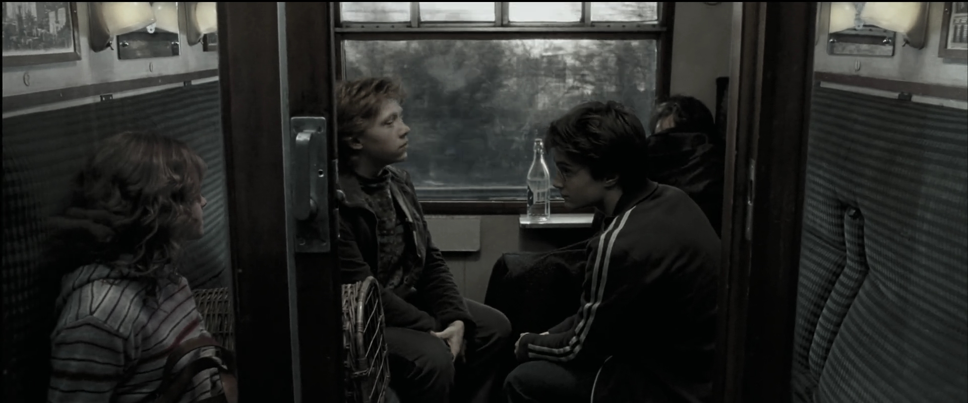 EmmaWatsonFan_dot_nl-HarryPotterAndThePrisonerOfAzkaban0239.jpg EmmaWatsonFan_dot_nl-HarryPotterAndThePrisonerOfAzkaban0239.jpg