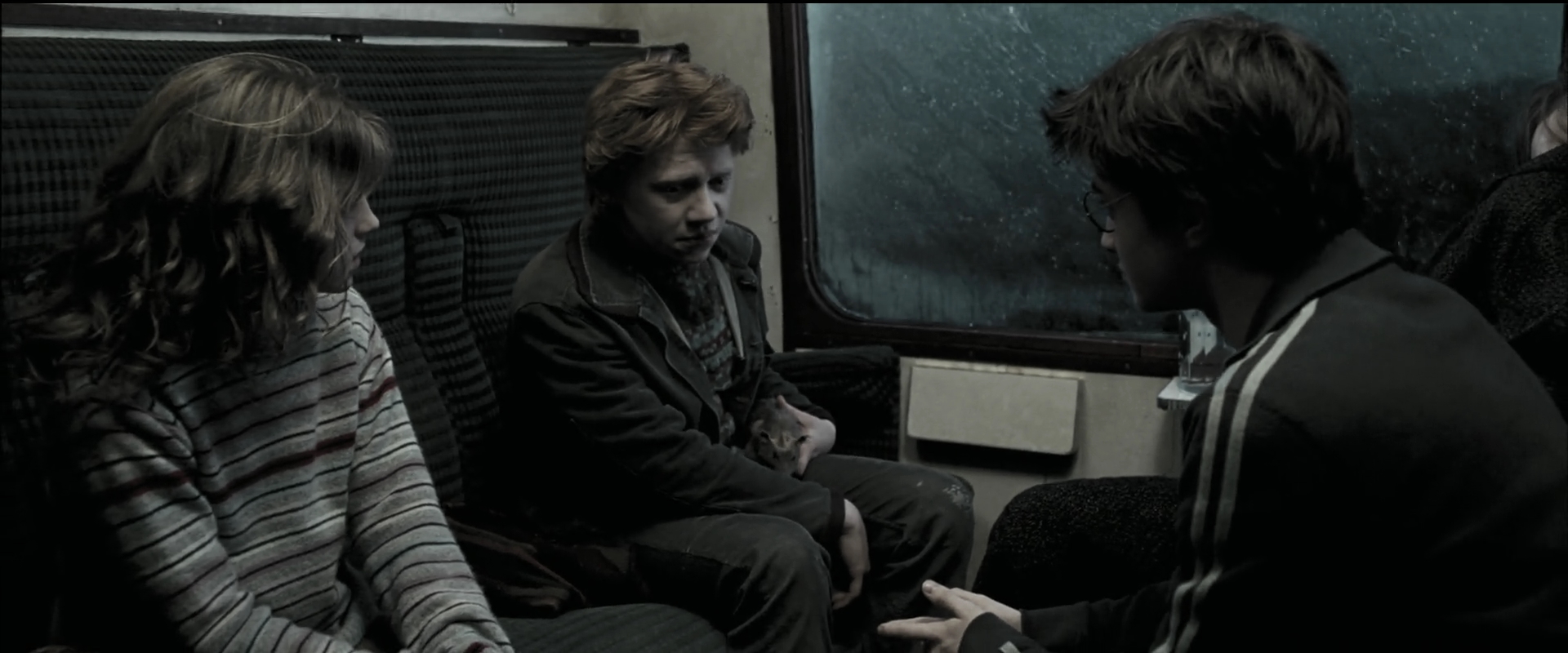 EmmaWatsonFan_dot_nl-HarryPotterAndThePrisonerOfAzkaban0274.jpg EmmaWatsonFan_dot_nl-HarryPotterAndThePrisonerOfAzkaban0274.jpg