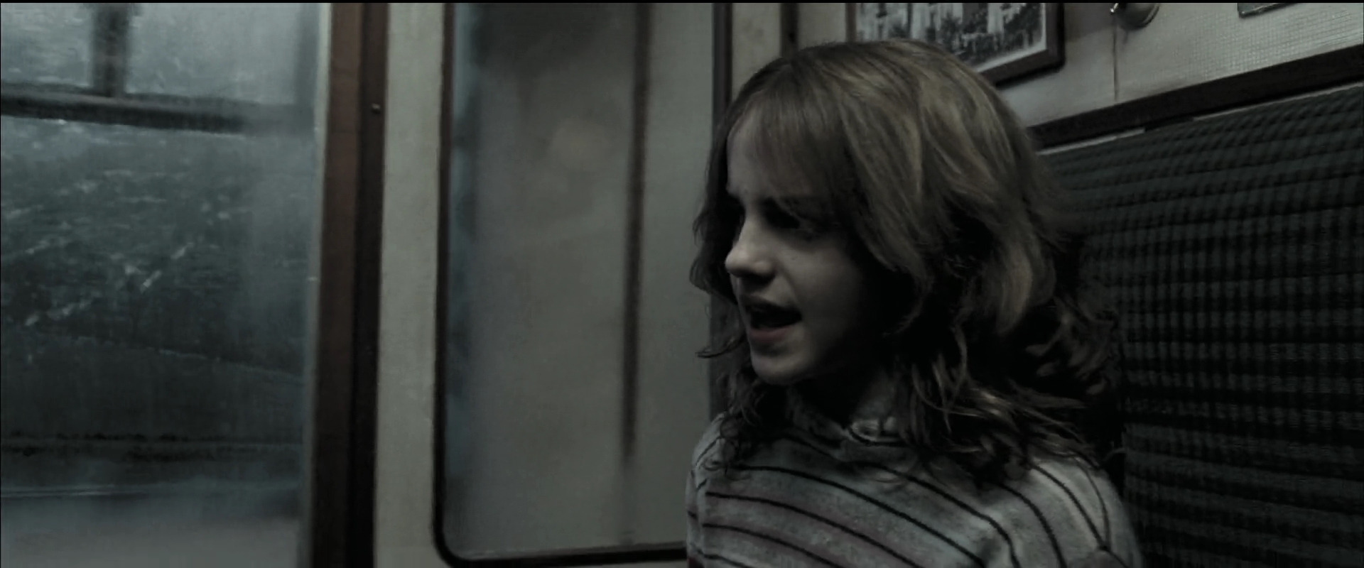 EmmaWatsonFan_dot_nl-HarryPotterAndThePrisonerOfAzkaban0282.jpg EmmaWatsonFan_dot_nl-HarryPotterAndThePrisonerOfAzkaban0282.jpg