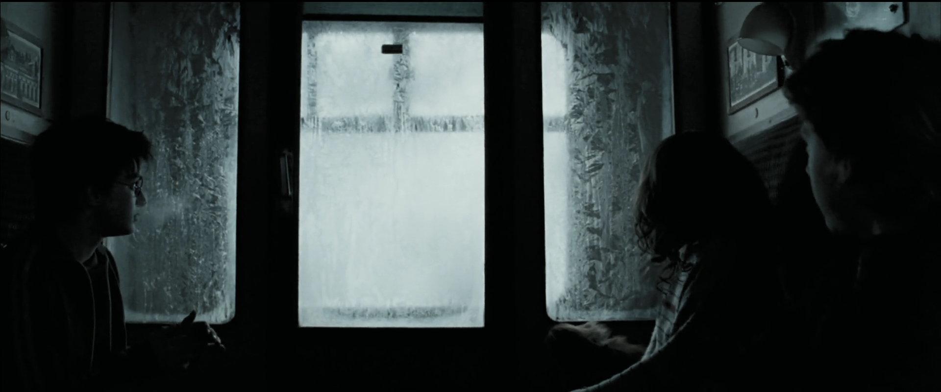 EmmaWatsonFan_dot_nl-HarryPotterAndThePrisonerOfAzkaban0345.jpg EmmaWatsonFan_dot_nl-HarryPotterAndThePrisonerOfAzkaban0345.jpg